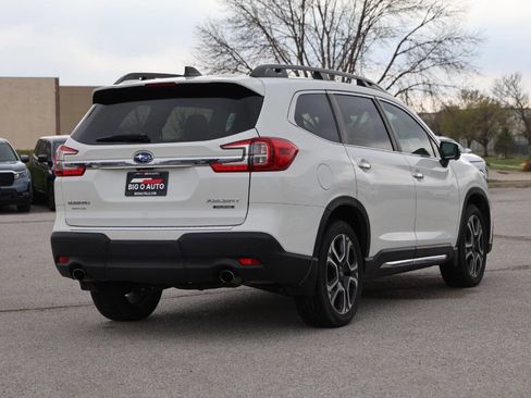 Used 2023 Subaru Ascent Touring image 9
