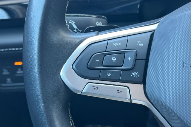 Used 2024 Volkswagen Atlas SE AWD/4WD image 28