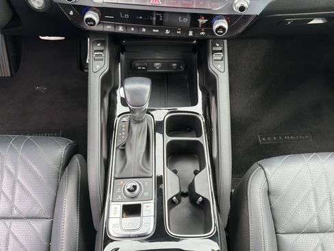 Used 2025 Kia Telluride SX Prestige X-Line AWD/4WD image 12