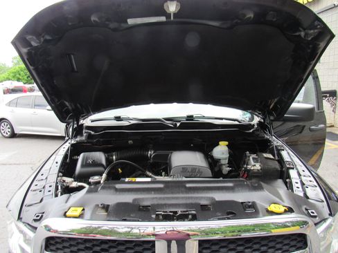 Used 2020 RAM 1500 Tradesman w/ Tradesman SXT Package image 13