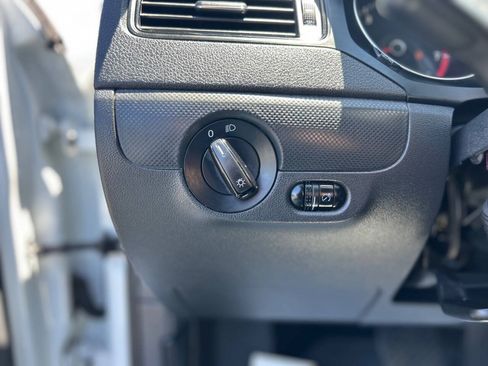 Used 2015 Volkswagen Jetta S FWD image 11