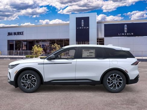 New 2026 Lincoln Nautilus Premier AWD/4WD image 3