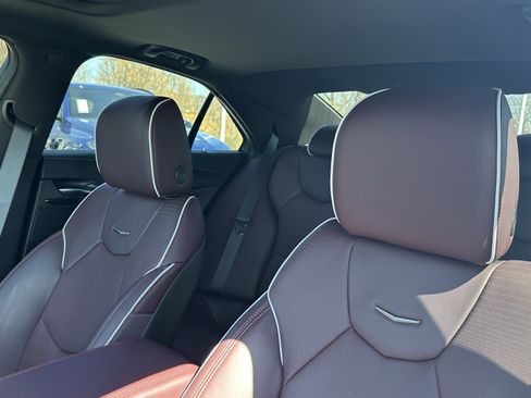 Used 2025 Cadillac CT4 V RWD image 18