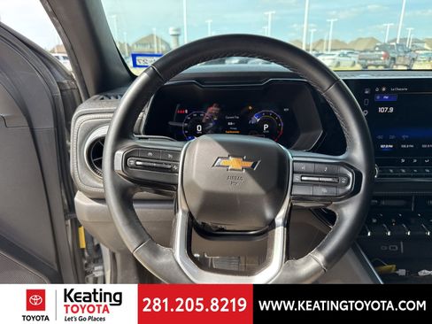 Used 2024 Chevrolet Colorado LT w/ LT Convenience Package AWD/4WD image 16