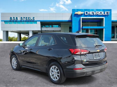 Certified 2023 Chevrolet Equinox LS FWD image 3