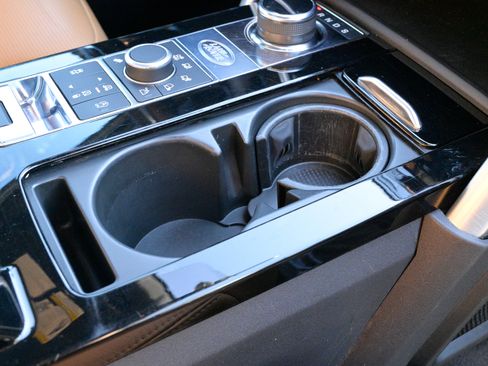 Used 2019 Land Rover Discovery HSE image 60