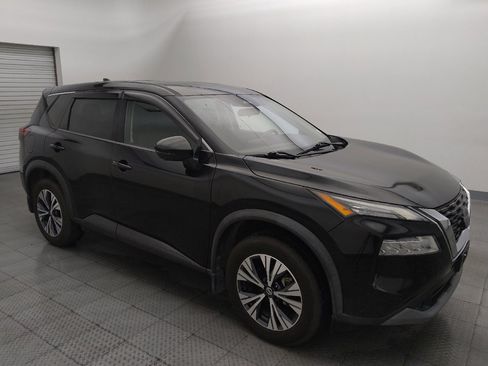 Used 2021 Nissan Rogue SV FWD image 11