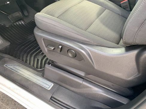 Used 2025 Chevrolet Silverado 3500 LT w/ Safety Package image 16