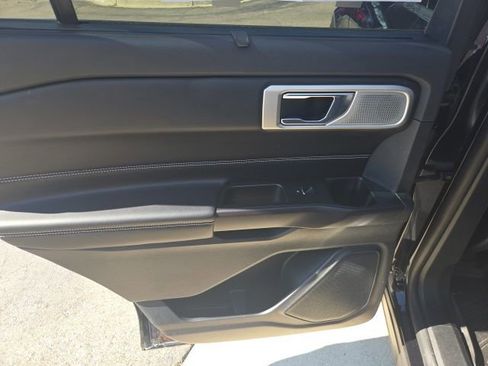 Used 2020 Ford Explorer ST w/ ST Street Pack AWD/4WD image 27