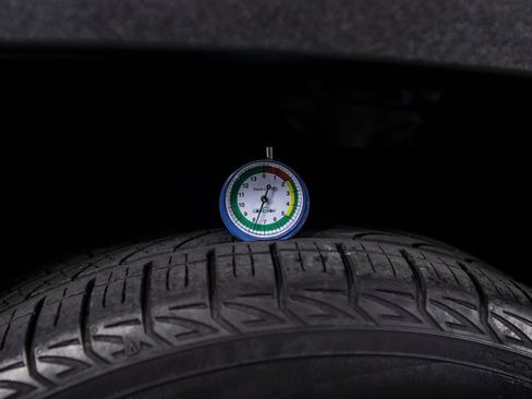 Used 2019 Toyota RAV4 Limited image 42