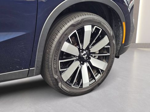 Used 2025 Mitsubishi Outlander AWD image 11