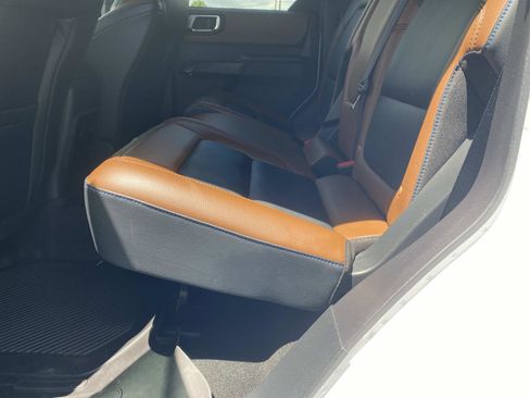 Used 2024 Ford Bronco Outer Banks AWD/4WD image 12