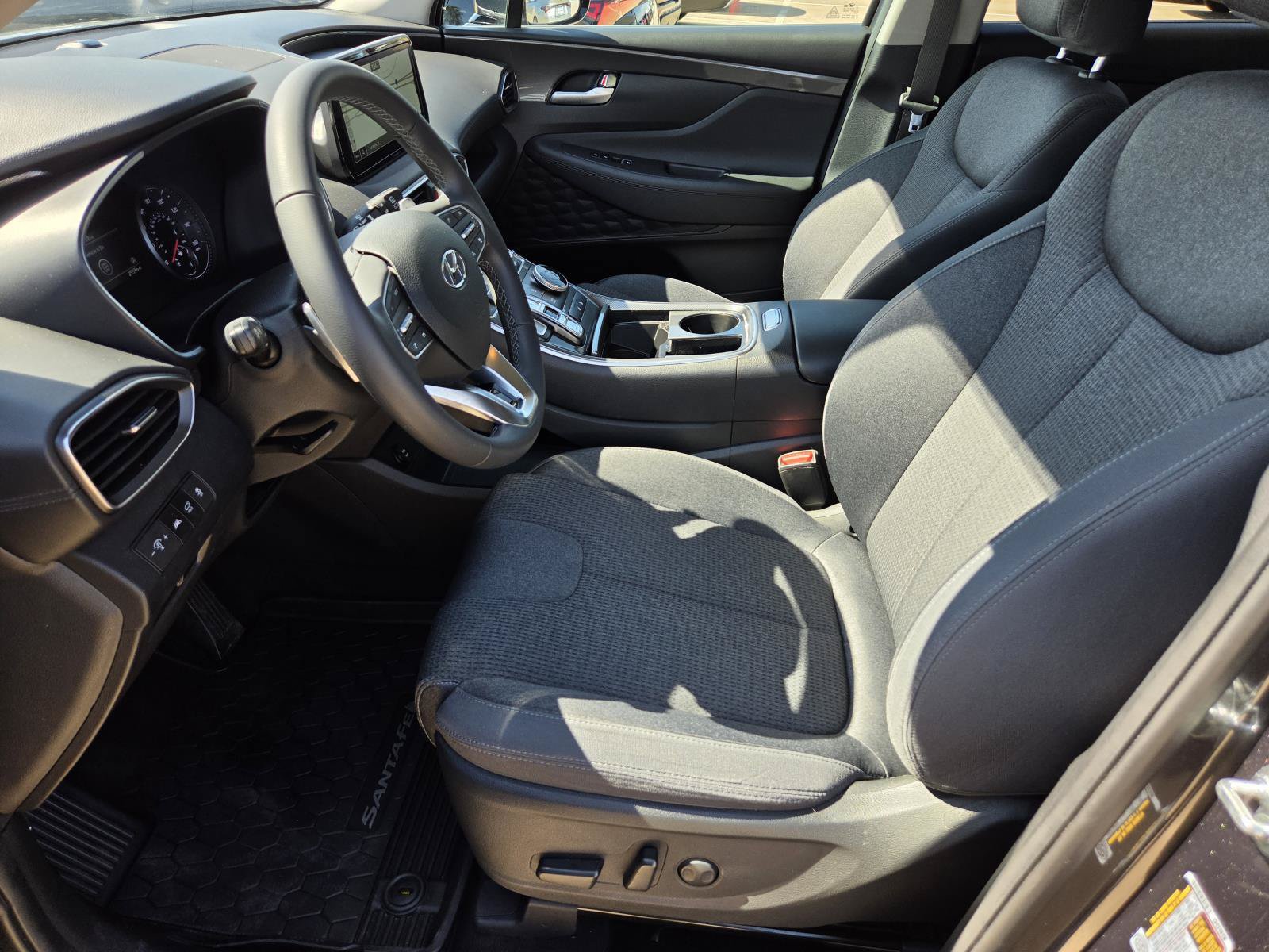 Certified 2023 Hyundai Santa Fe SEL FWD image 18