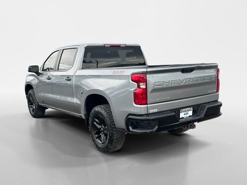 Used 2023 Chevrolet Silverado 1500 Custom Trail Boss AWD/4WD image 3
