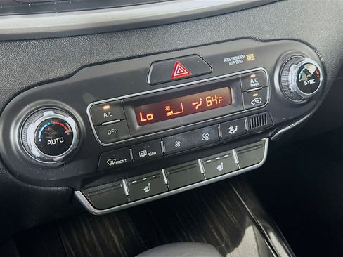 Used 2020 Kia Sorento EX FWD image 23