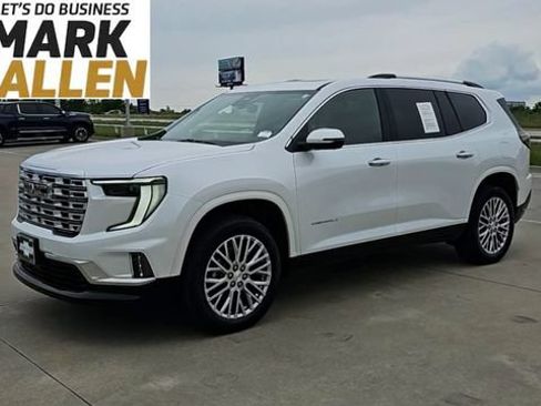 Used 2025 GMC Acadia Denali AWD/4WD image 4