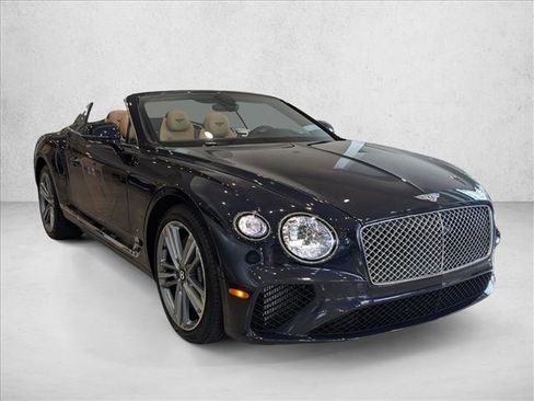 Used 2023 Bentley Continental GT Mulliner image 3