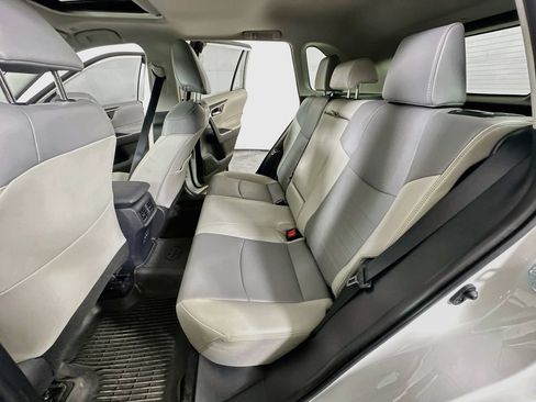 Used 2025 Toyota RAV4 XLE Premium FWD image 14