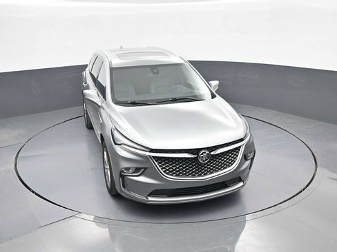 Used 2024 Buick Enclave Avenir AWD/4WD image 34