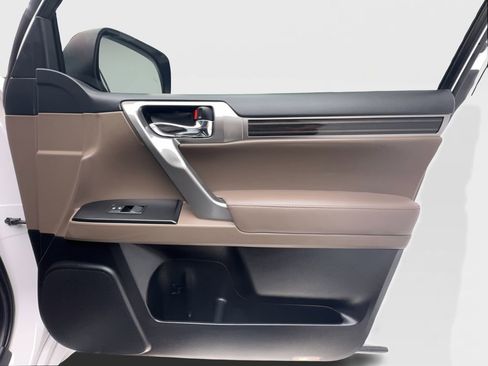 Used 2022 Lexus GX 460 Premium w/ Premium Plus Package AWD/4WD image 33