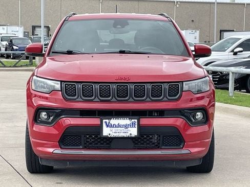 Used 2023 Jeep Compass Limited AWD/4WD image 7