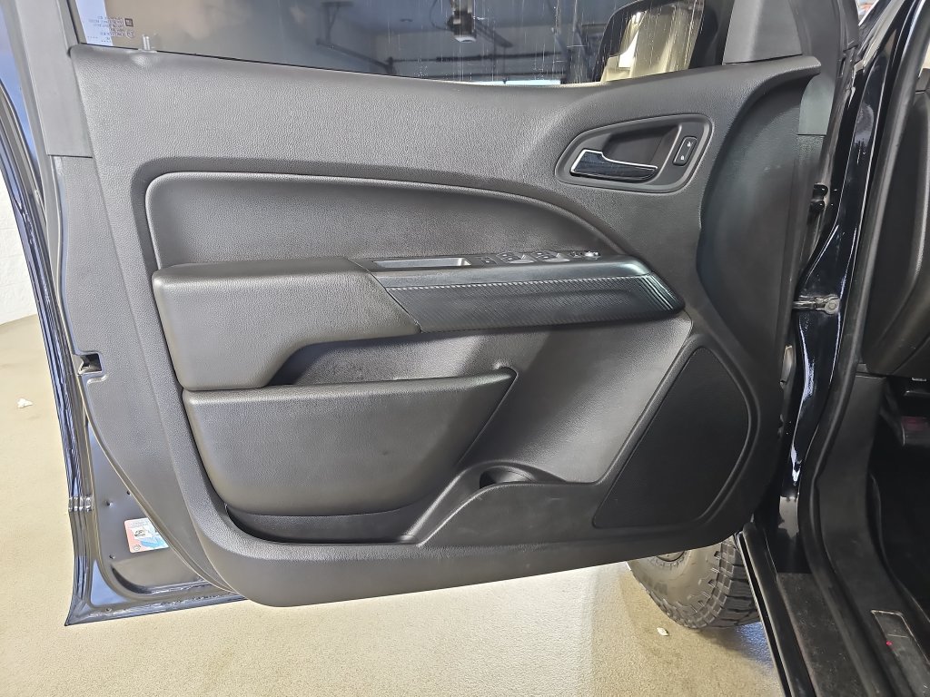Used 2018 Chevrolet Colorado ZR2 AWD/4WD image 31