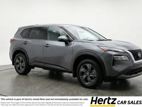 Used 2025 Nissan Rogue SV FWD image 1