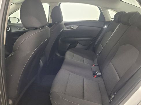 Used 2021 Kia Forte LXS FWD image 18
