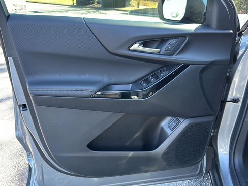 New 2026 Chevrolet Equinox LT w/ Convenience Package II image 15