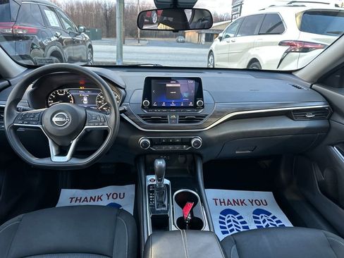 Used 2023 Nissan Altima 2.5 SV image 16