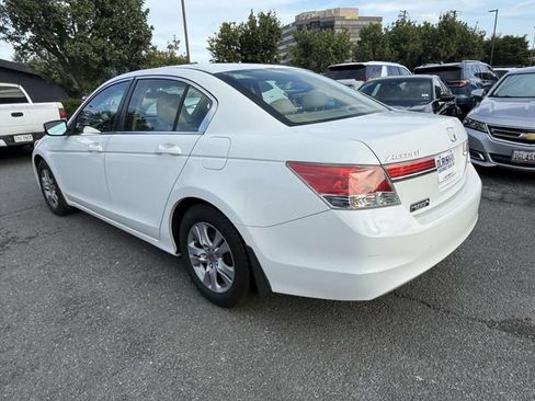 Used 2011 Honda Accord LX-P image 4