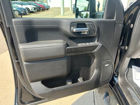 Used 2021 Chevrolet Silverado 2500 LTZ w/ Carhartt Edition AWD/4WD image 13