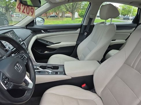 Used 2021 Honda Accord Touring image 22