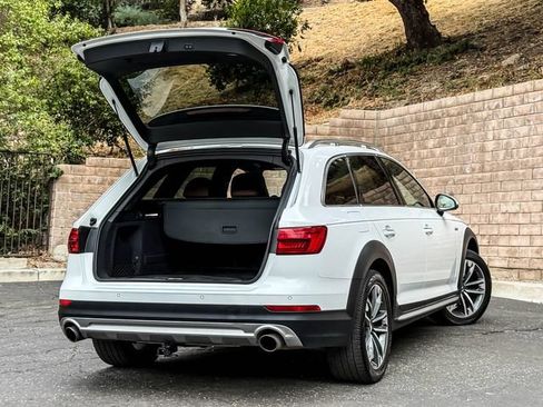 Used 2017 Audi A4 2.0T allroad Prestige w/ Prestige Package AWD/4WD image 21
