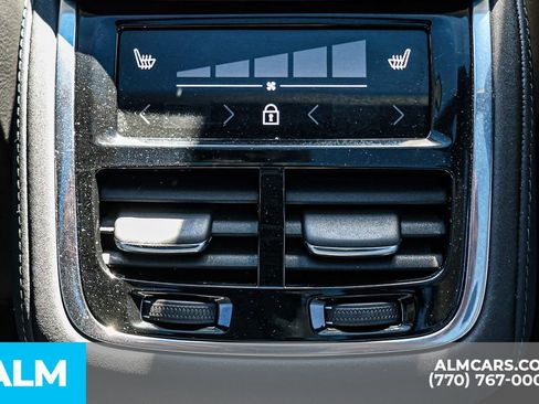 Used 2025 Volvo XC90 B6 Plus image 64