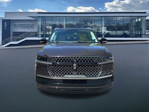 New 2026 Lincoln Navigator L Reserve image 2
