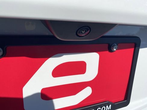 New 2025 Jeep Grand Cherokee Limited w/ Black Appearance Package image 33