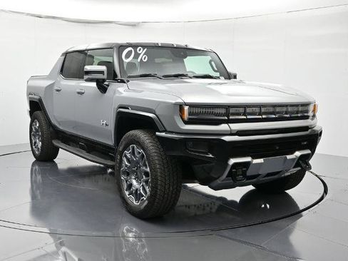 New 2025 GMC Hummer EV 3X image 2