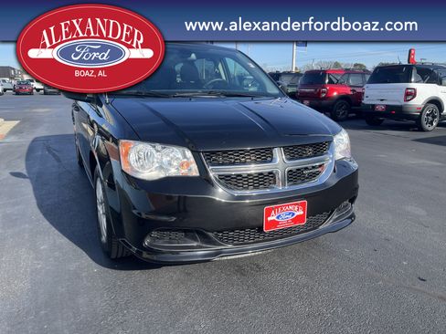 Used 2020 Dodge Grand Caravan SE w/ UConnect Hands-Free Group image 5