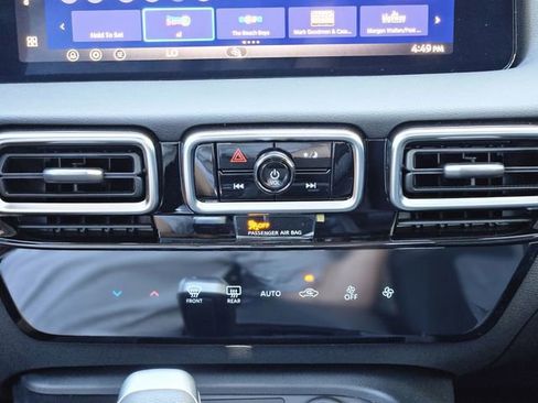 New 2026 Nissan Sentra SV w/ Floor Mat Package FWD image 23