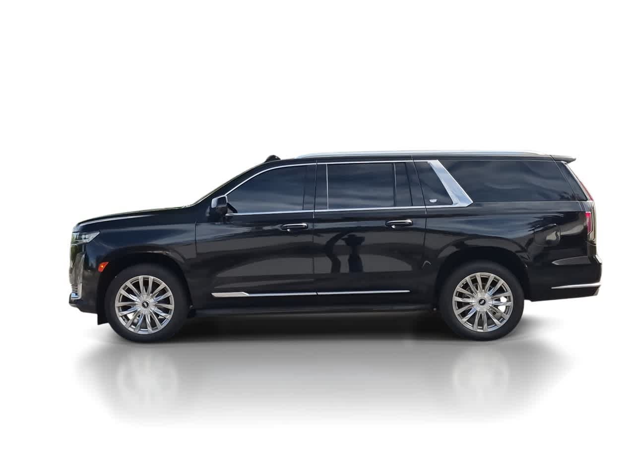 Used 2024 Cadillac Escalade ESV Premium Luxury AWD/4WD image 5