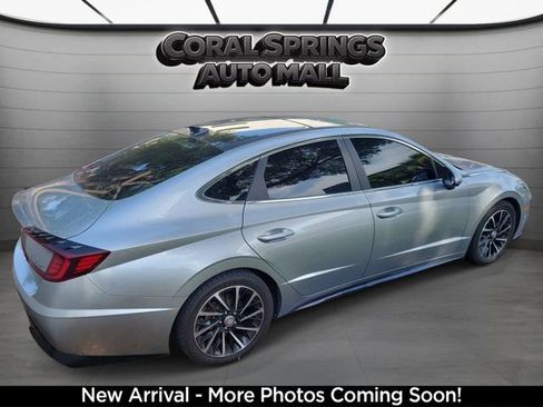Used 2021 Hyundai Sonata Limited FWD image 2