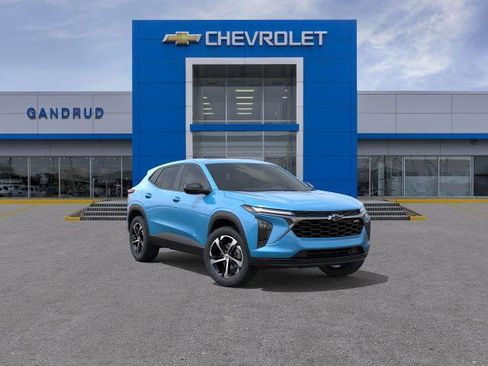 New 2026 Chevrolet Trax RS image 1