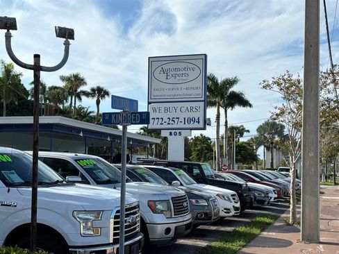 Used 2015 MINI Cooper S w/ Sport Package image 17