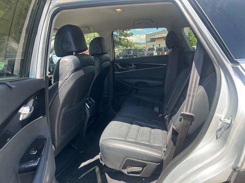 Used 2017 Kia Sorento EX AWD/4WD image 20