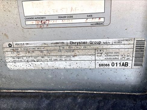 Used 2010 Jeep Wrangler Unlimited Sahara image 34