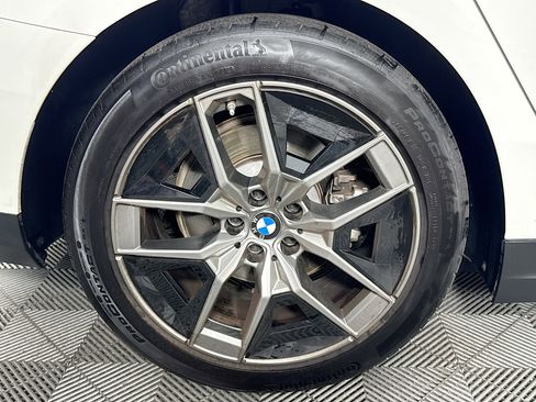 Used 2026 BMW 530i w/ Premium Package RWD image 32