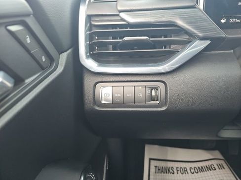 Used 2025 GMC Acadia Elevation w/ Elevation Premium Package image 22