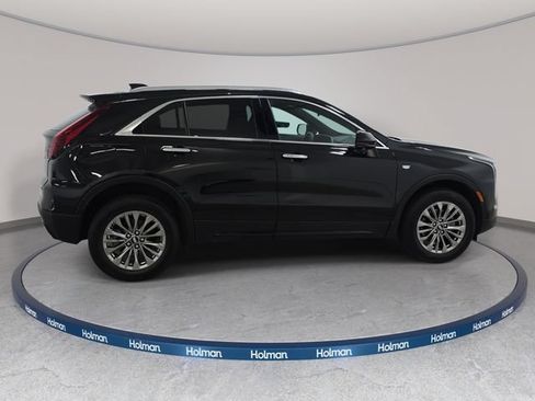 Certified 2025 Cadillac XT4 Premium Luxury AWD/4WD image 4