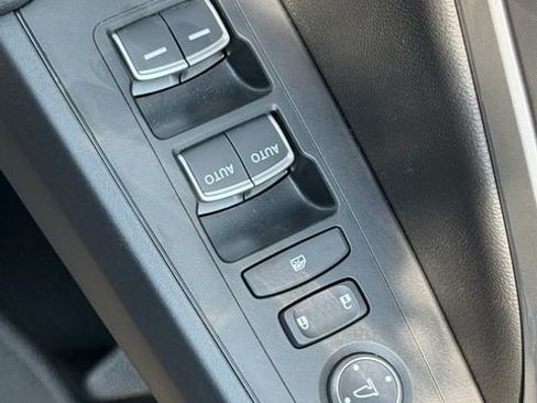 Certified 2025 Acura Integra FWD image 20